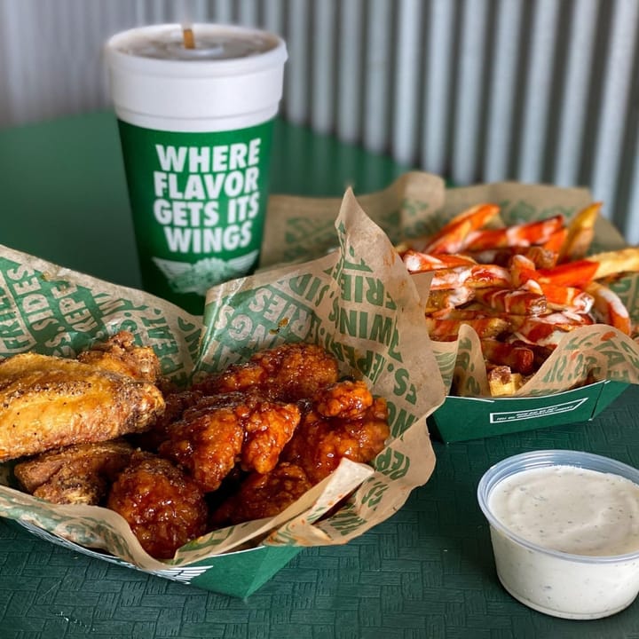 17 New Wingstop Locations Opening This Year in Florida